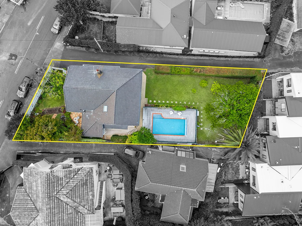 Remuera 4部屋 Character Bungalow Makes a Splash