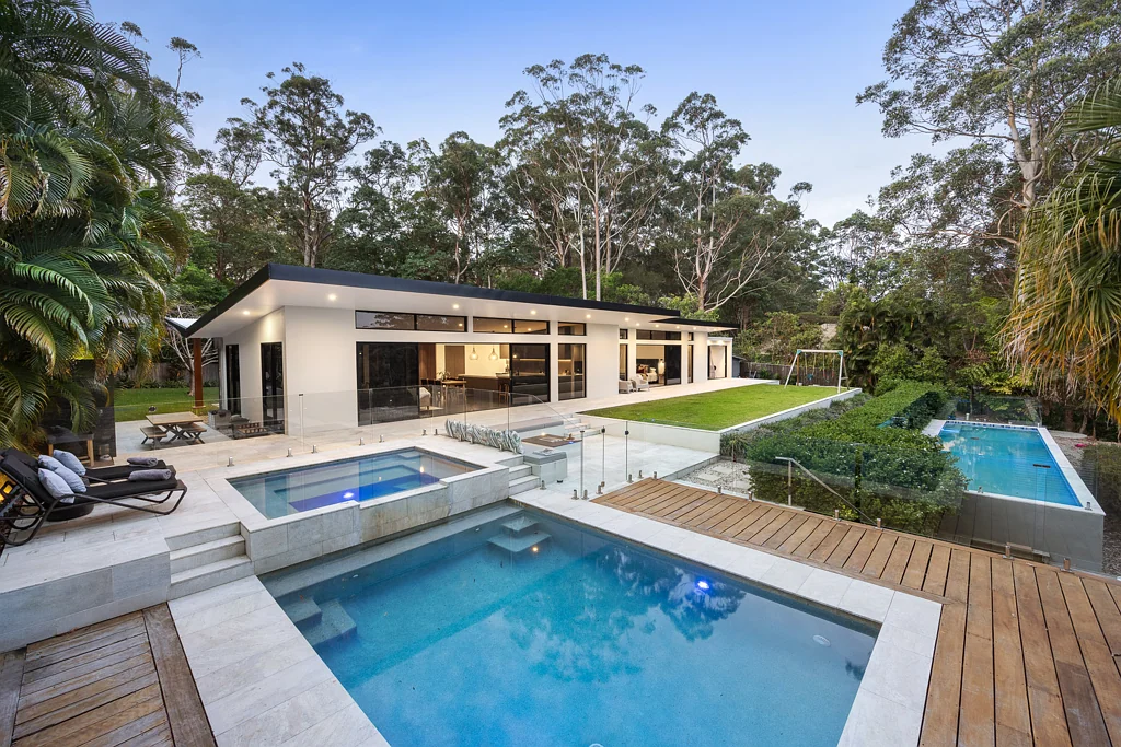 571 Sunrise Road, Tinbeerwah, QLD 4563