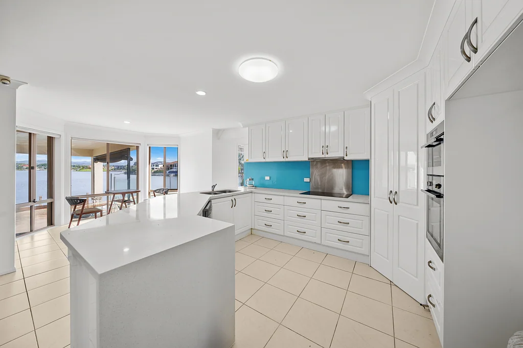 Luxury Waterfront Family Living with Private Jetty