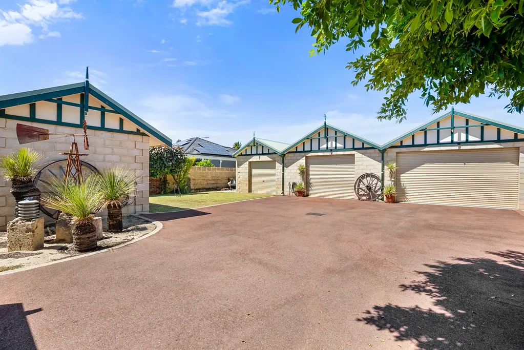 182 Safety Bay Road, Safety Bay, WA 6169