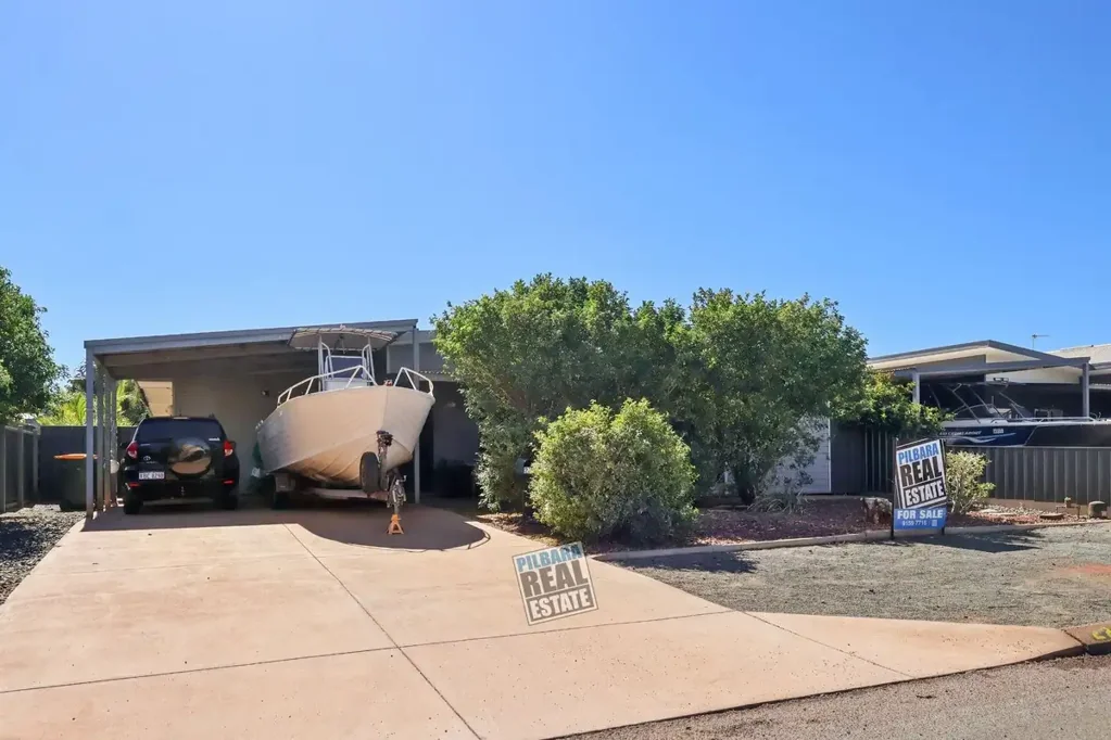22 Perentie Road, Baynton, WA 6714