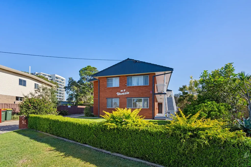 Forster 2房  Ground Floor Convenience in a Complex of Five