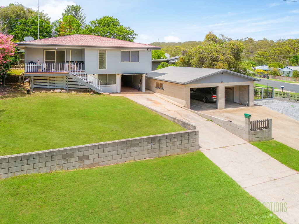 30 Squire Street, Toolooa, QLD 4680