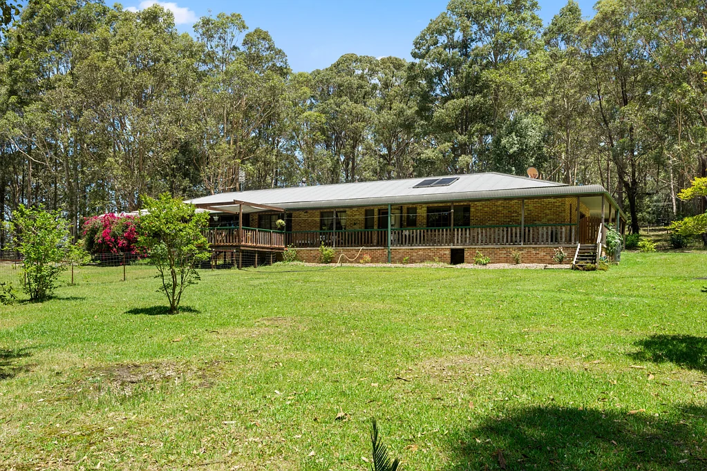 34 Mcarthur Drive, Falls Creek, NSW 2540