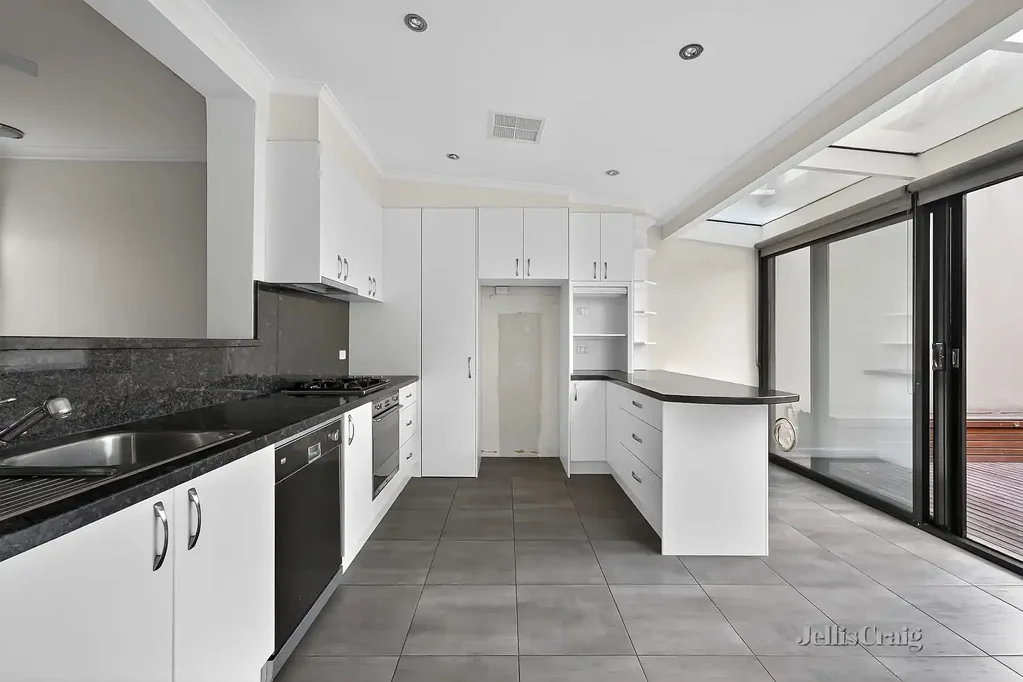 An Idyllic Melbourne Property and Lifestyle