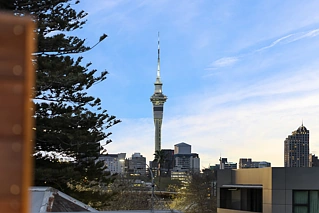 4/10 St Georges Bay Road, Parnell, Auckland City