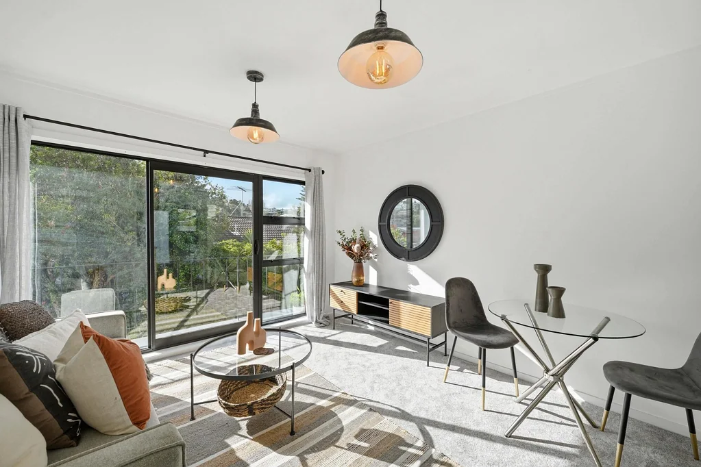 Browns Bay 2બેડરૂમ Your first step into the Bays