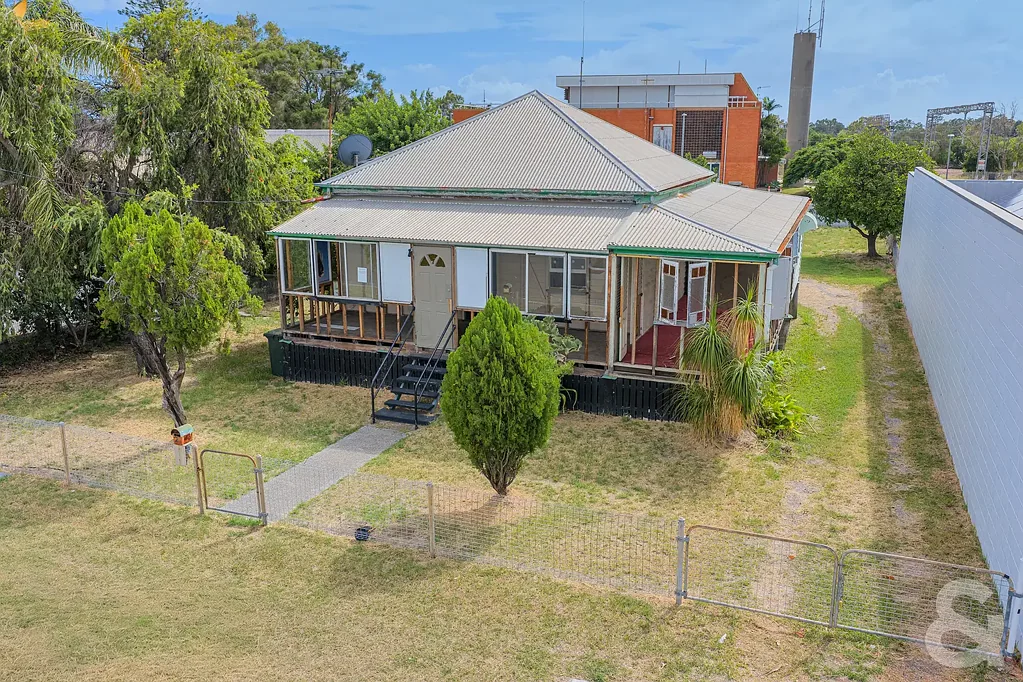 24 Off Street, Gladstone Central, QLD 4680