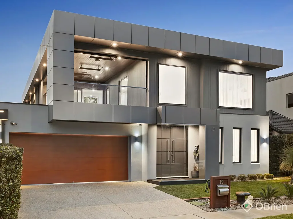 Werribee South 4房 Wyndham Harbour滨水景观 精致现代设计 四卧四卫步入式衣帽间 高端SMEG电器 水滴形大理石岛台 燃气加热泳池 双车库环氧地面 A Masterpiece of Architectural Brilliance