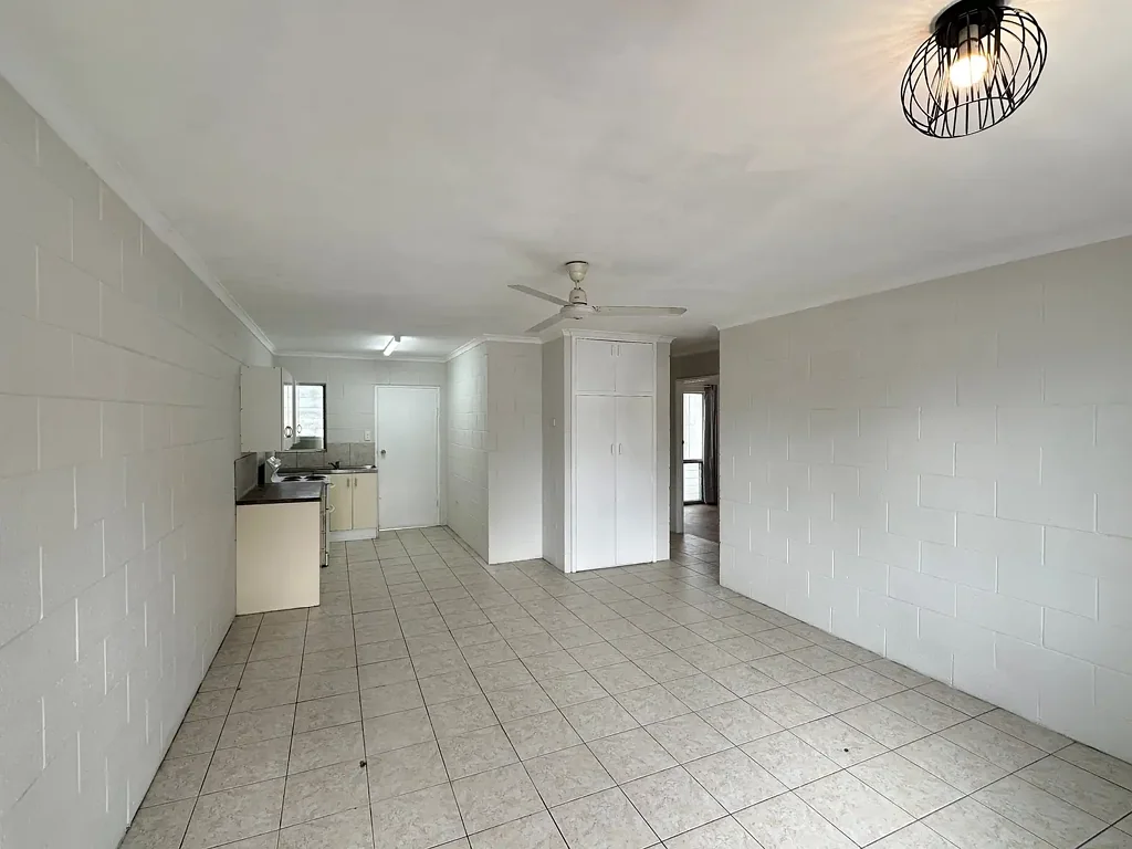 Affordable & Low-Maintenance Living in a Convenient Location