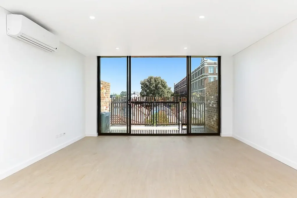 Stunning Two Bedroom Split Level Apartment