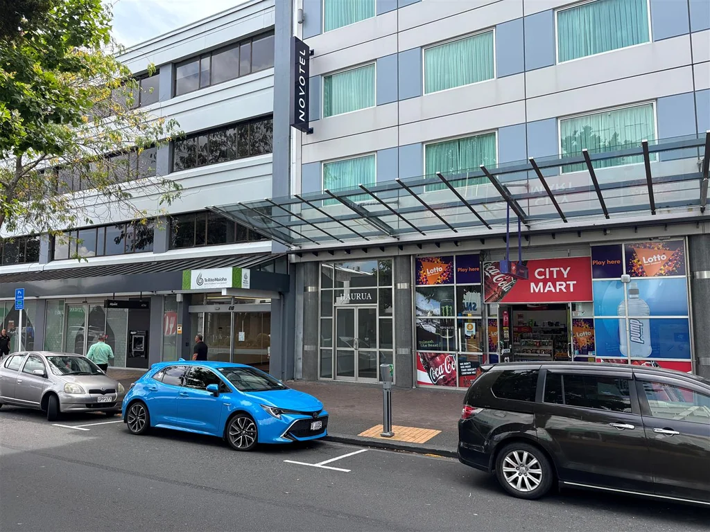 Hamilton Central Starter office/retail on Victoria