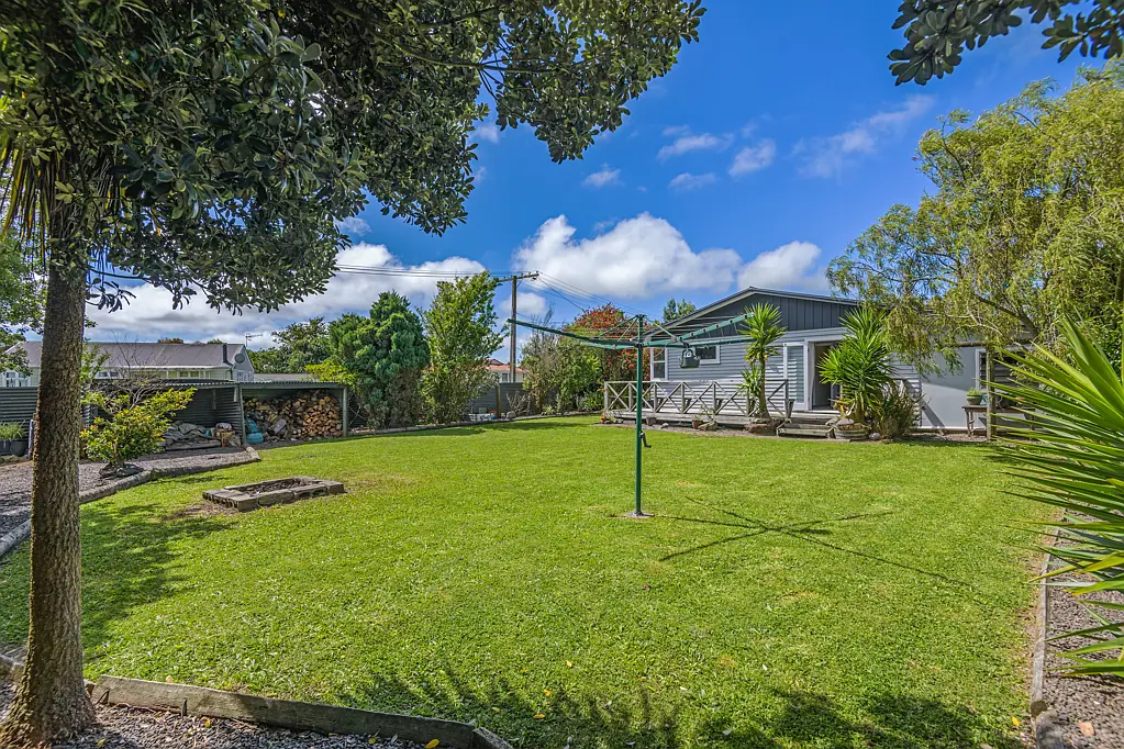 13 Farmer Street, Sanson, Manawatu, Manawatu-Wanganui