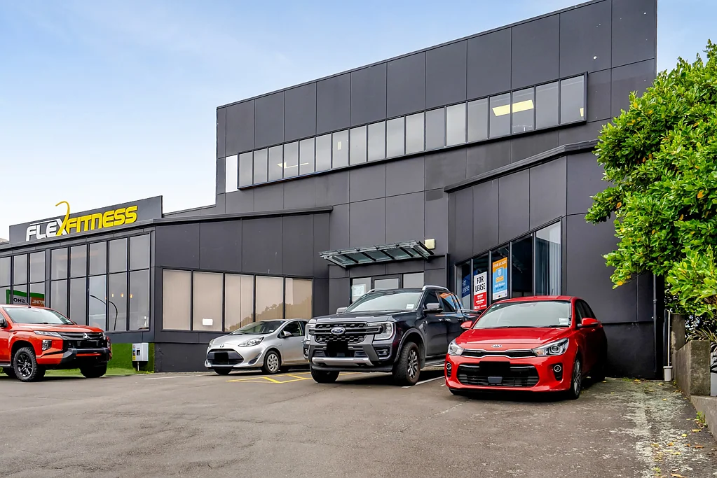 New Plymouth Central Prime Commercial Space: 42 Molesworth Street