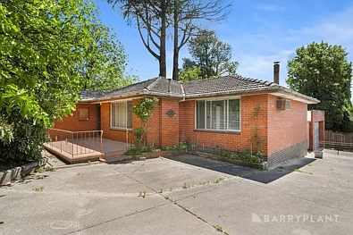 Exterior - 23 Monbulk Road, Mount Evelyn, VIC 3796