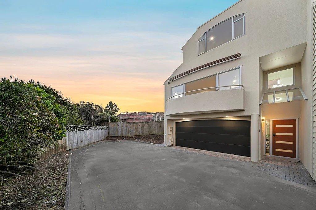 Northcote 4બેડરૂમ Luxury & Space; Unrivalled Views!