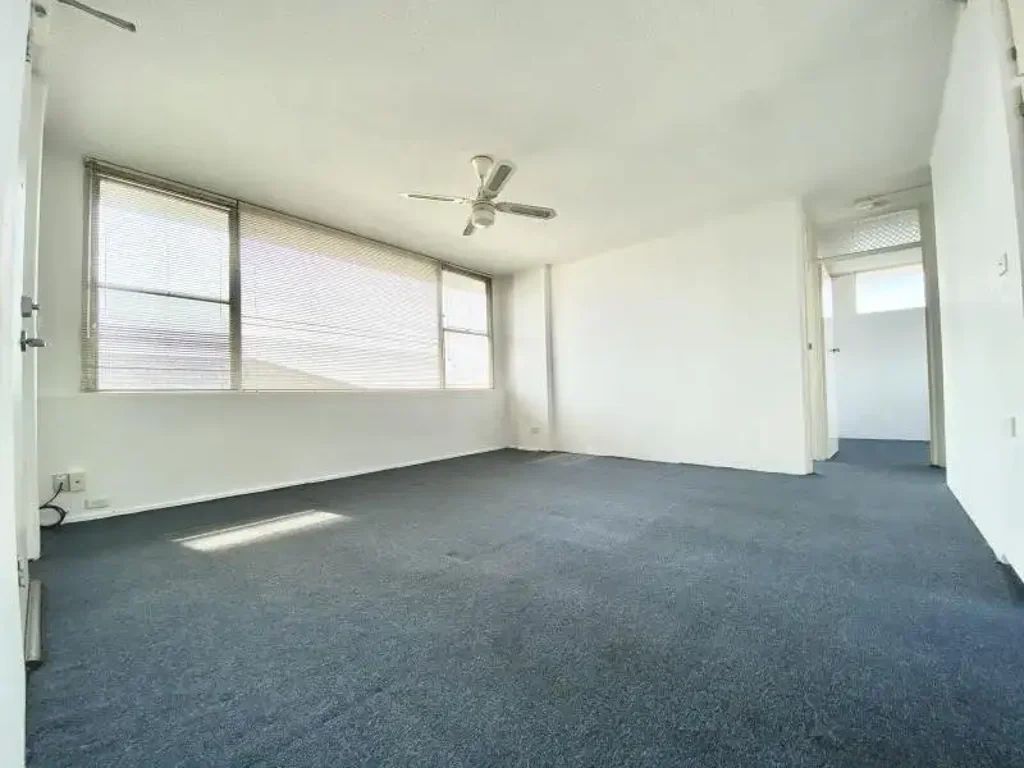 Sunny Two-Bedroom Apartment in the Heart of Maroubra