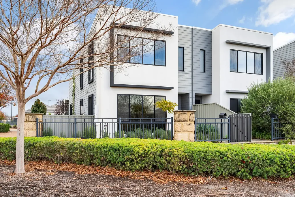 Vasse 2غرفة نوم Industrial Chic Meets Low Maintenance Living