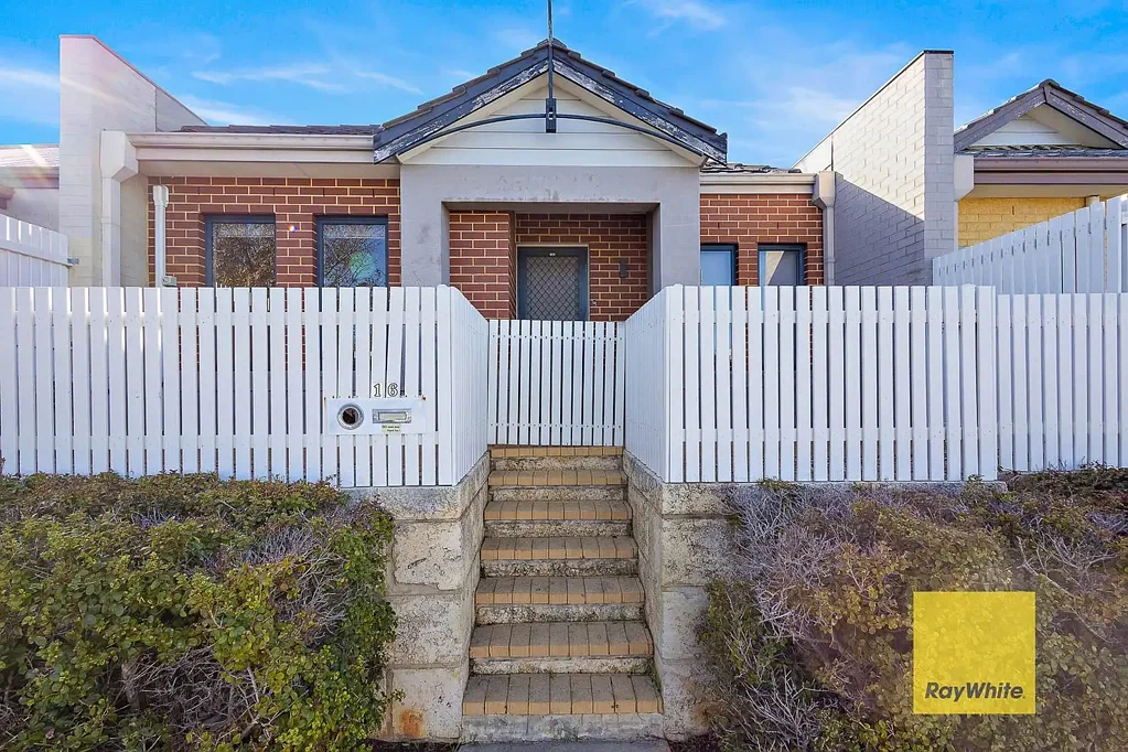 Modern, Low-Maintenance Living in the Heart of Butler