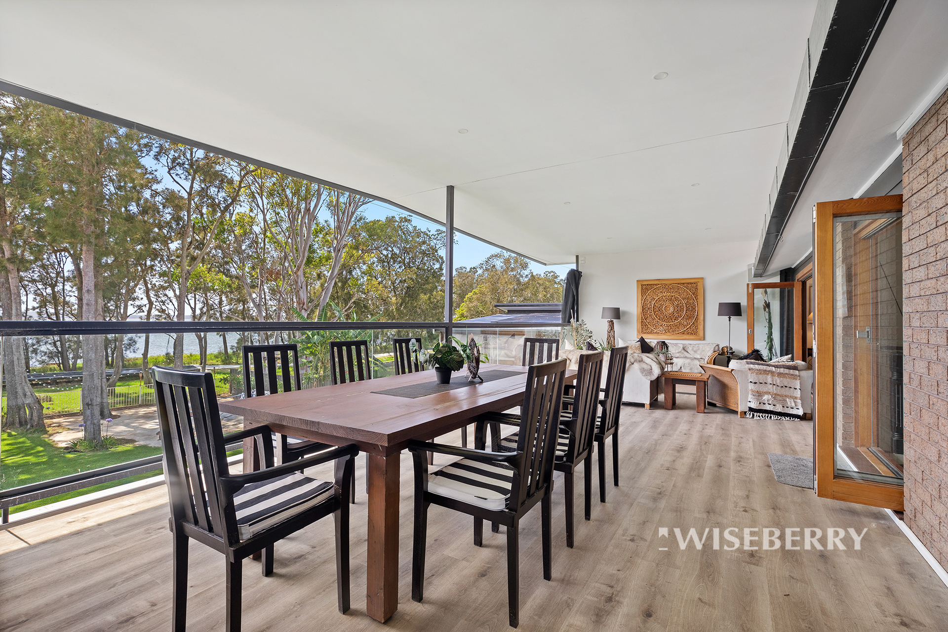 400 TUGGERAWONG RD, TUGGERAWONG NSW 2259, 0 chambres, 0 salles de bain, House