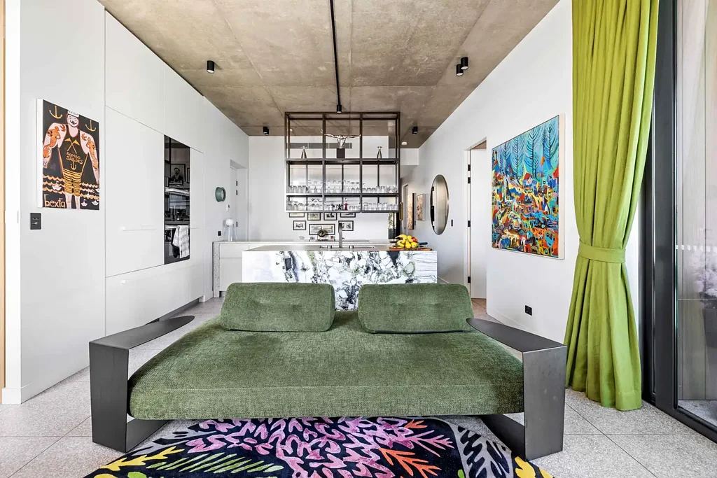 Luxury penthouse in award-winning ‘Clarion’ by SJB