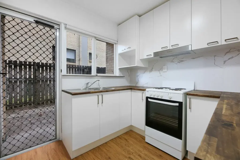 Stylishly Renovated Townhouse with Private Courtyard