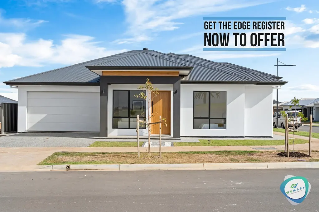 Riverlea Park 4 Bedroom Luxury Living Facing the Reserve & Iconic Palms of Riverlea Entrance