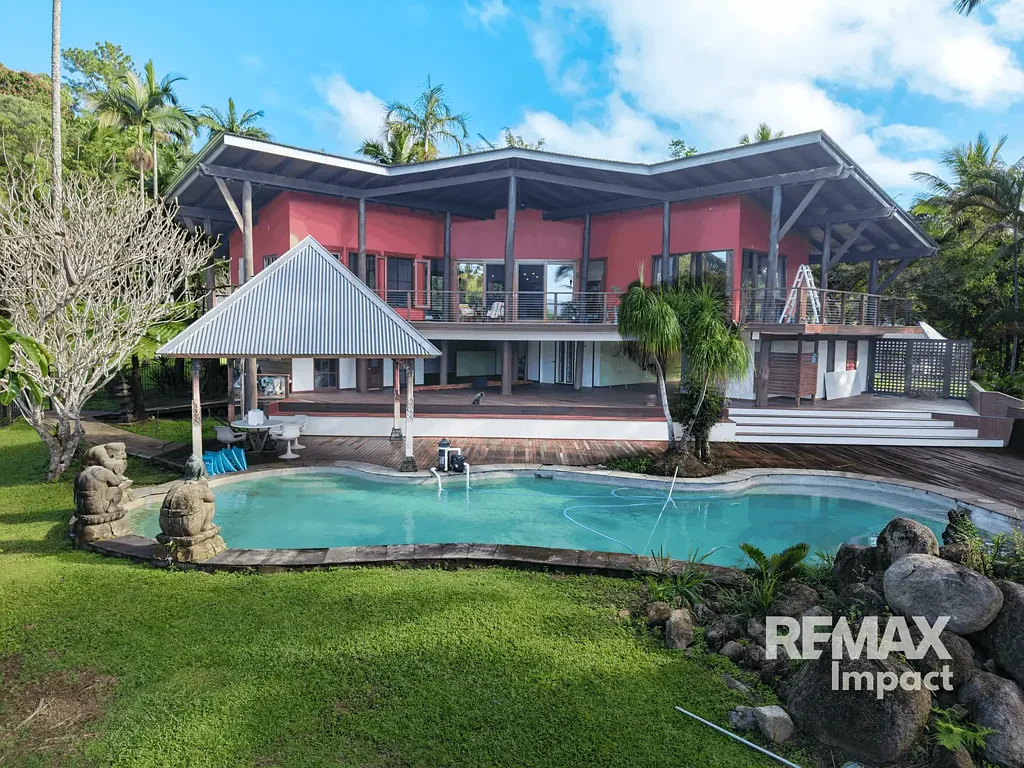 Julatten 8 Slaapkamer Secluded Rainforest Retreat Offering Outstanding Income Opportunity