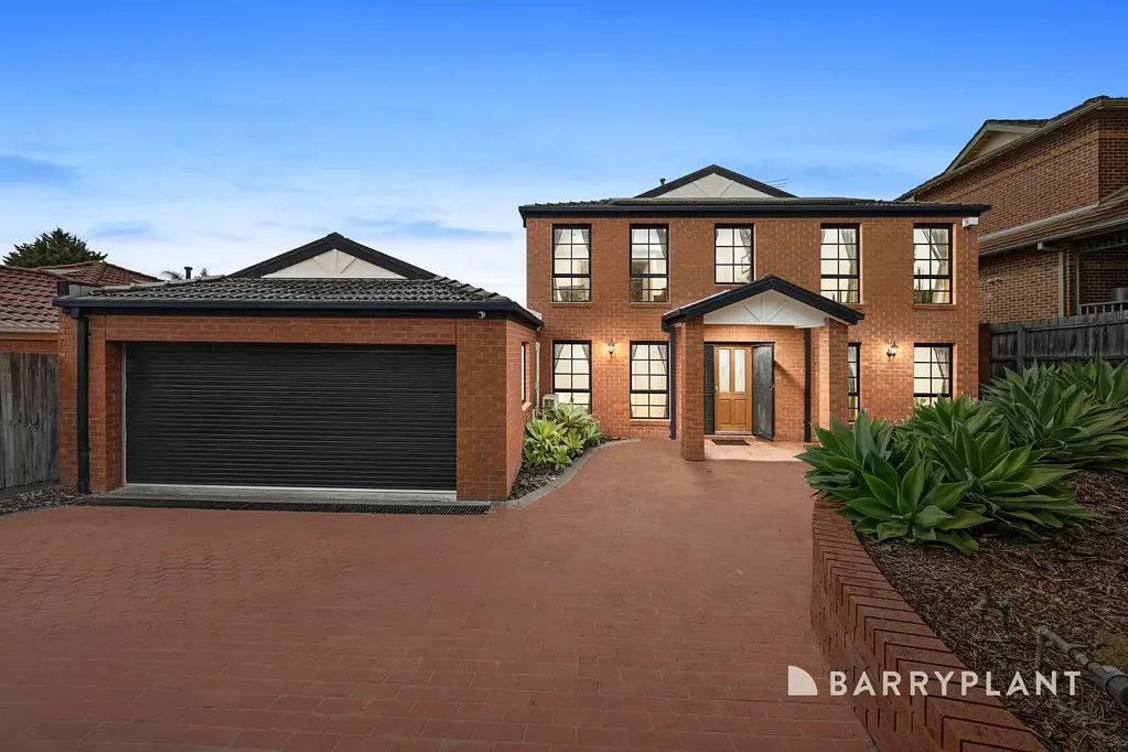 South Morang 4બેડરૂમ Quality Living with Impressive 4 Car Garage