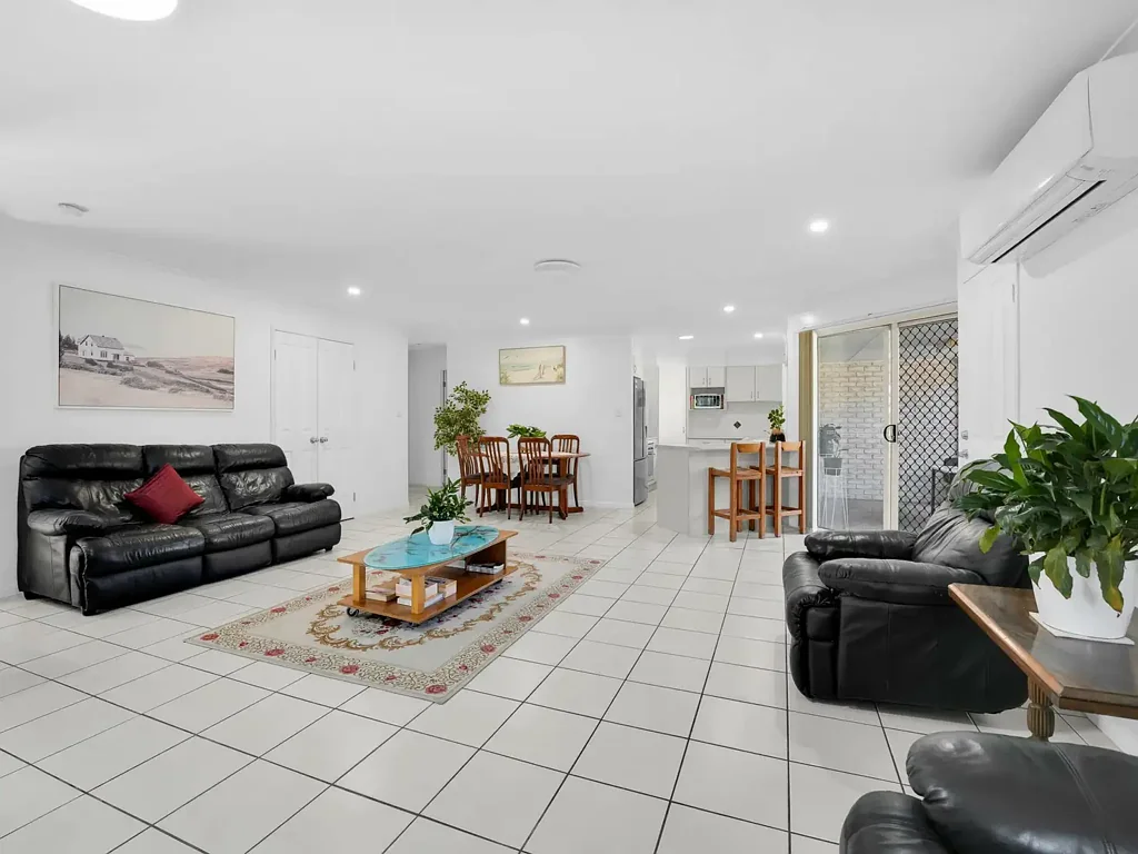 Crestmead 3ਬੈੱਡਰੂਮ Perfect for Downsizing or First Home