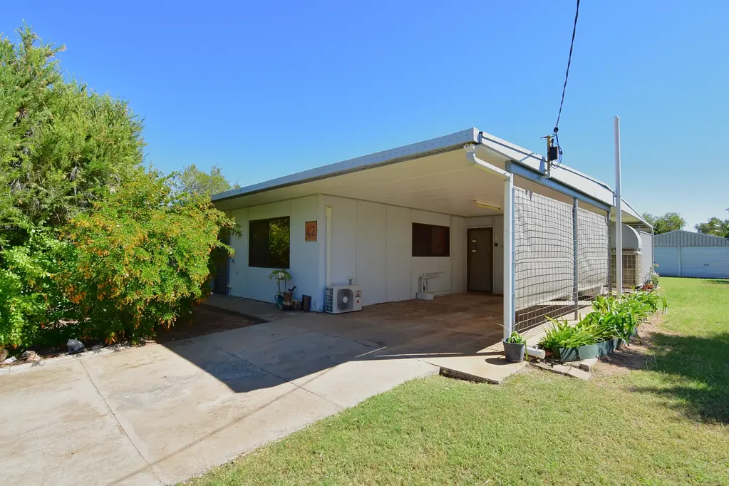 Barcaldine 4房  Comfort Capsule in the Heart of Barcaldine
