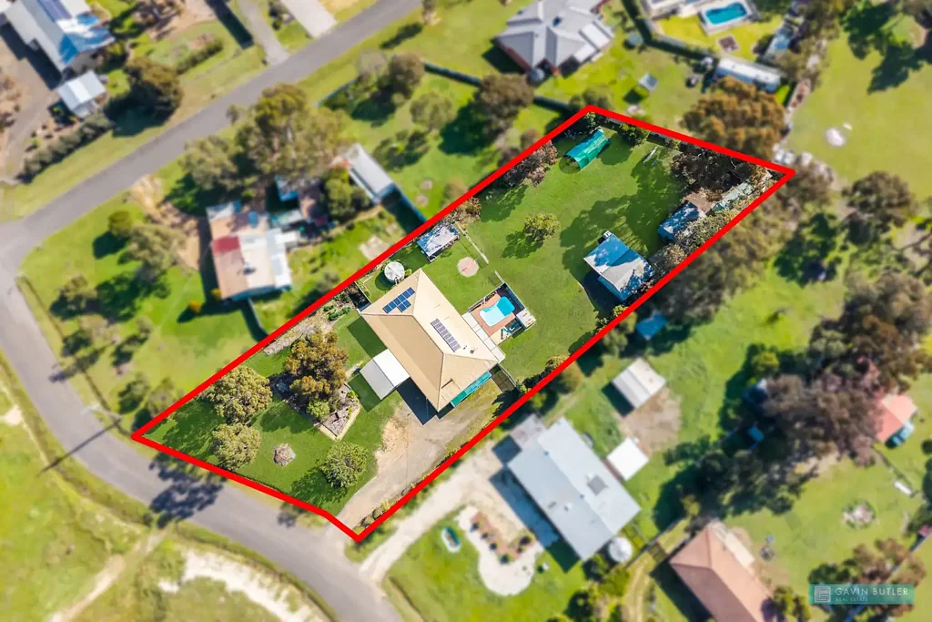 Huntly 4બેડરૂમ Space, Comfort & Country-Style Living on 3,311m²