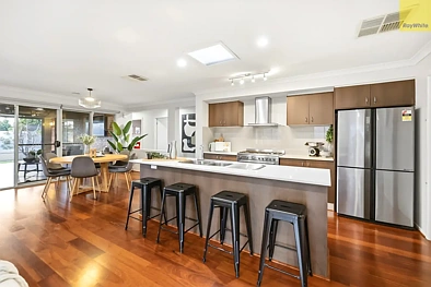 8 Tess Court, Maddingley, VIC 3340, 4 ਕਮਰੇ, 2 ਬਾਥਰੂਮ, House