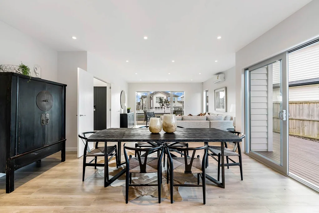 Karaka 5ห้องนอน Luxury Living in Prime Karaka Location!