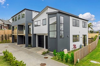 Lot 3/165 Wiseley Road, West Harbour, Waitakere City