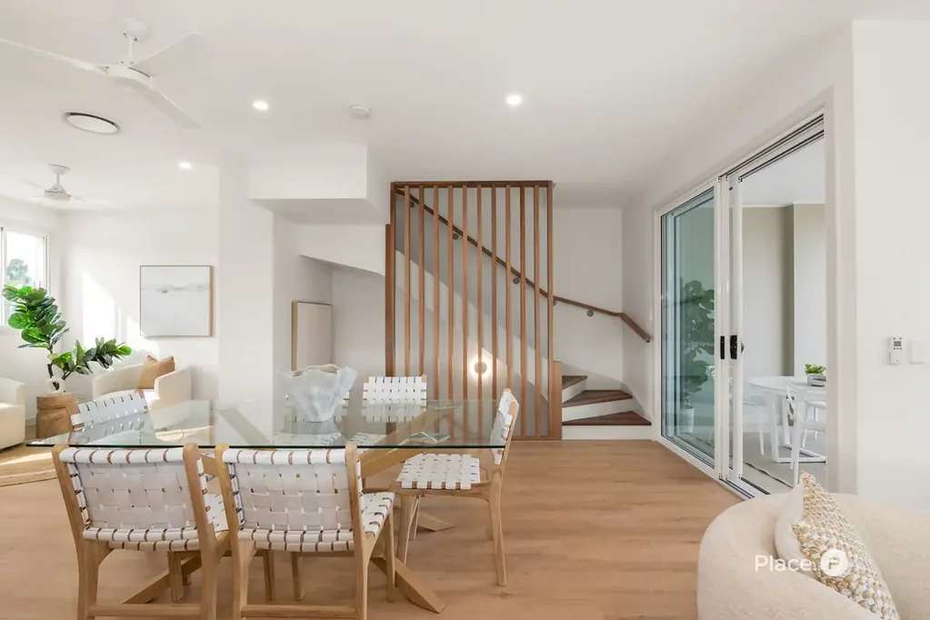 Yeronga 3Kwarto Three SOLD only one remain!