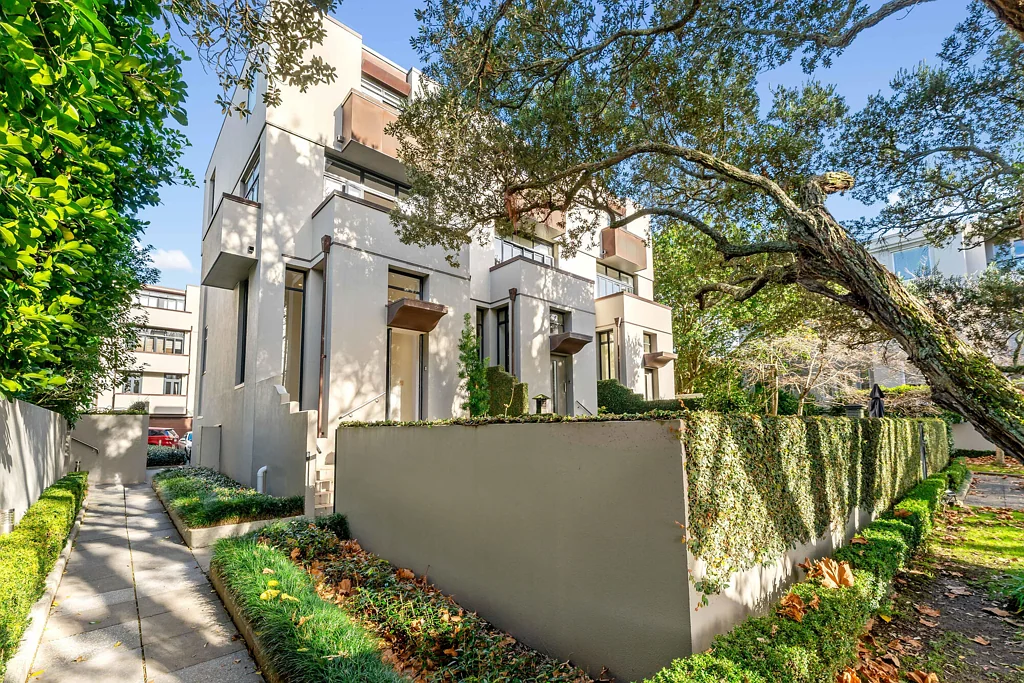 Parnell 4ਬੈੱਡਰੂਮ A Terraced Sanctuary Of Light, Luxury & Community