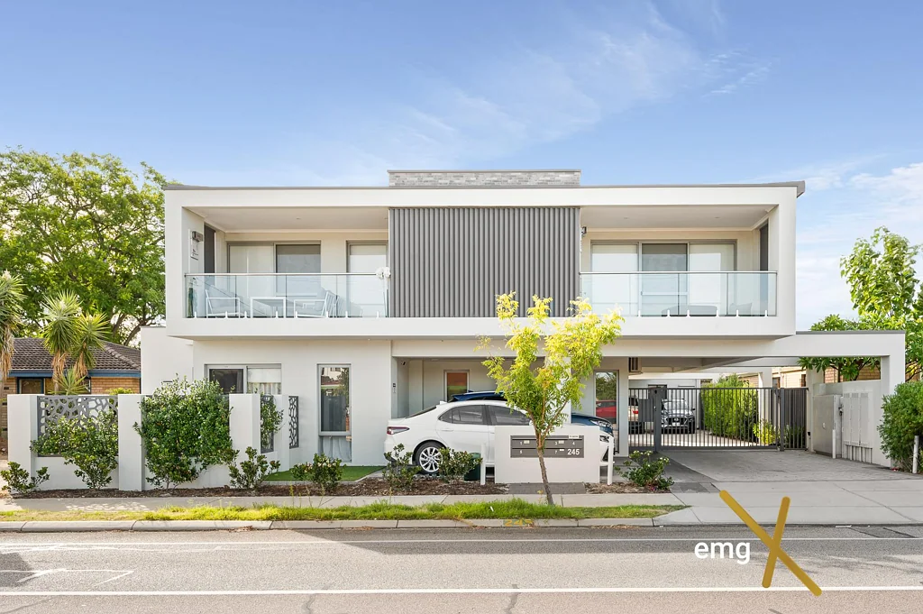2/245 Wright Street, Cloverdale, WA 6105