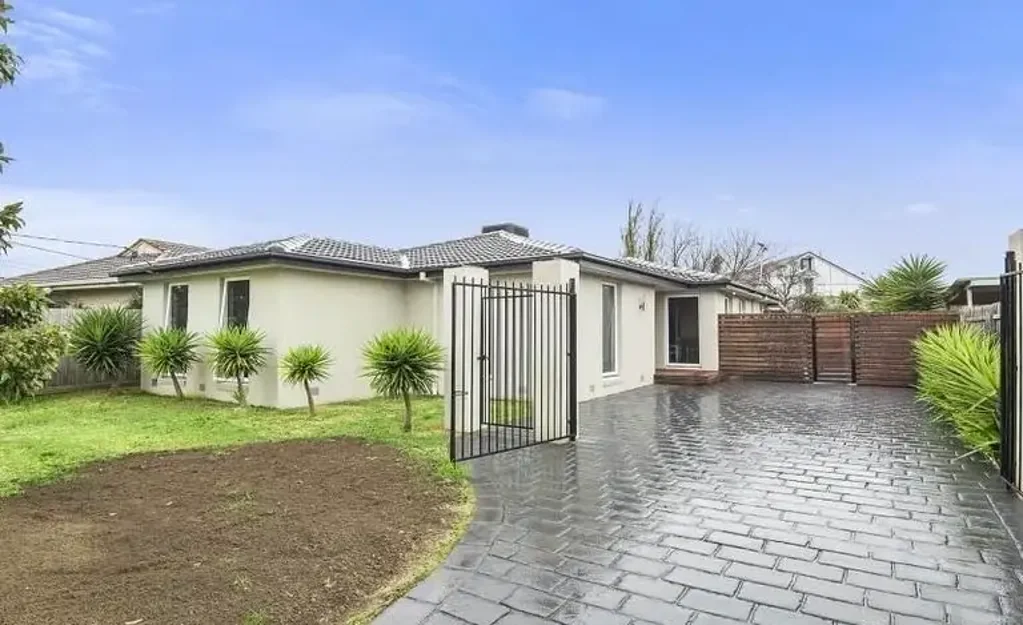 Charming Family Home in a Serene Neighborhood