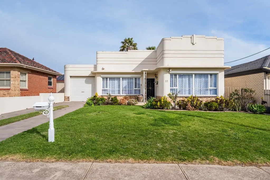 11 The Crescent, Blair Athol, SA 5084