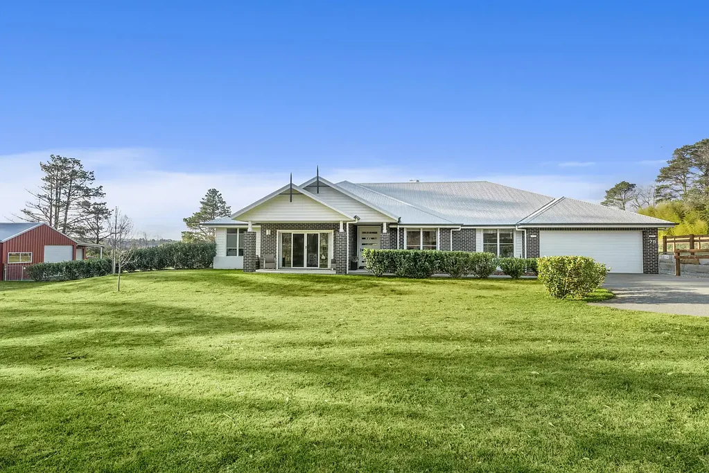 Renwick 6 Bedroom Space, Comfort & Style for the Whole Family