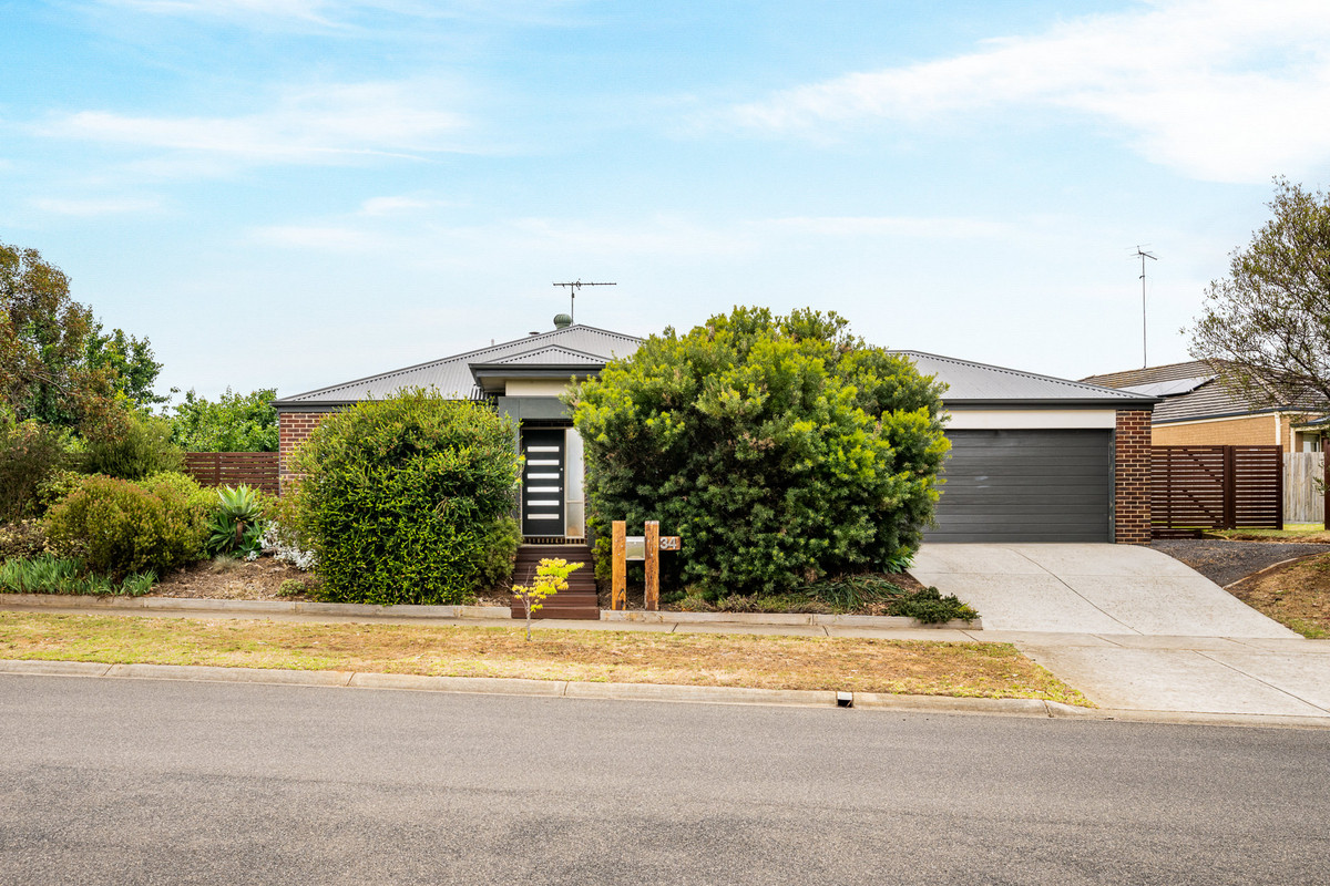 34 MOREILLON BVDE, BANNOCKBURN VIC 3331, 0房, 0浴, House