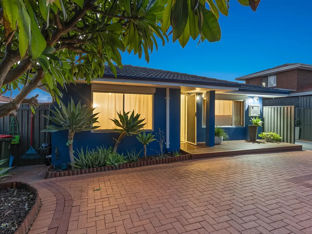 Hamilton Hill 3ਬੈੱਡਰੂਮ Under Offer by BM