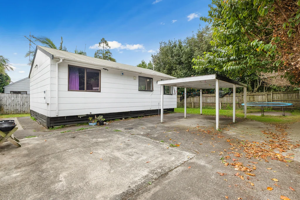 Papakura 2침실 Great Do Up Opportunity For investors or First home buyer