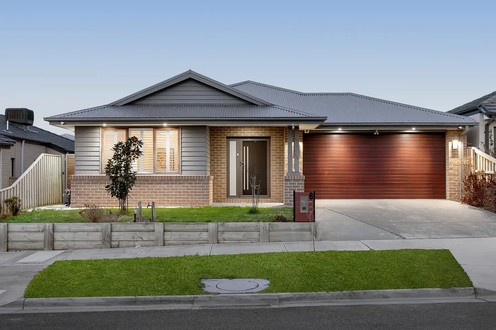 8 Wavertree Crescent, Werribee, VIC 3030