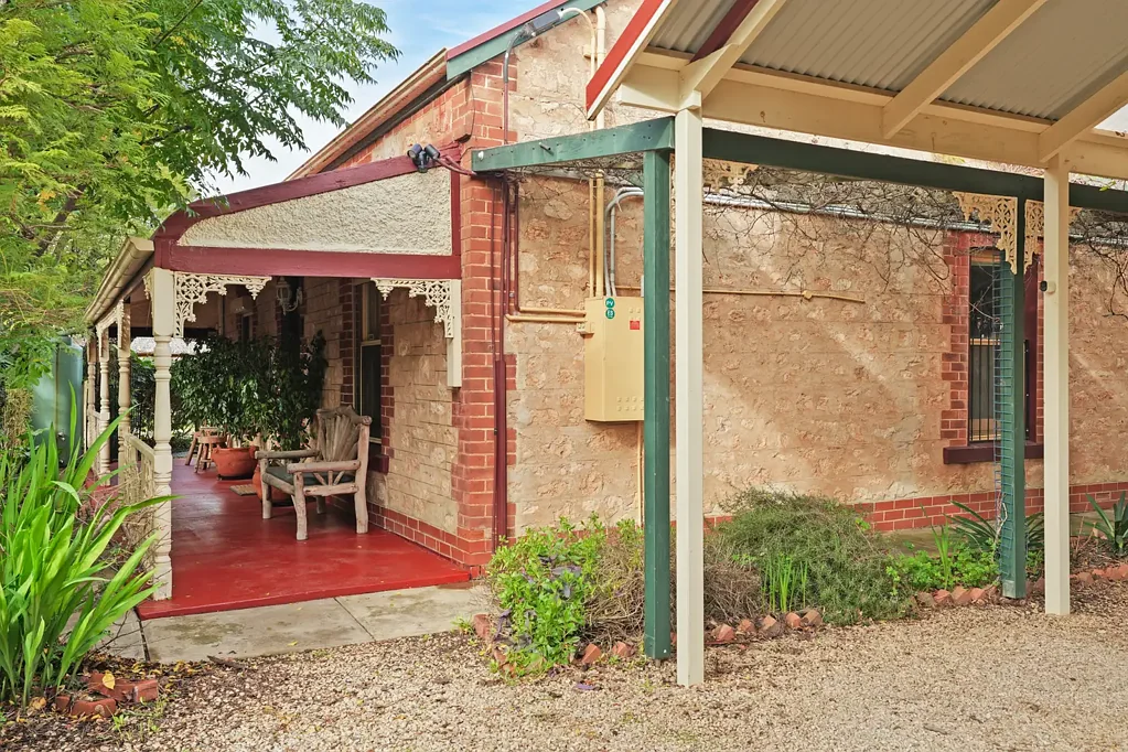 Willaston 4房  Circa 1880 Stone Character Home on a Stunning 1,433m² Allotment