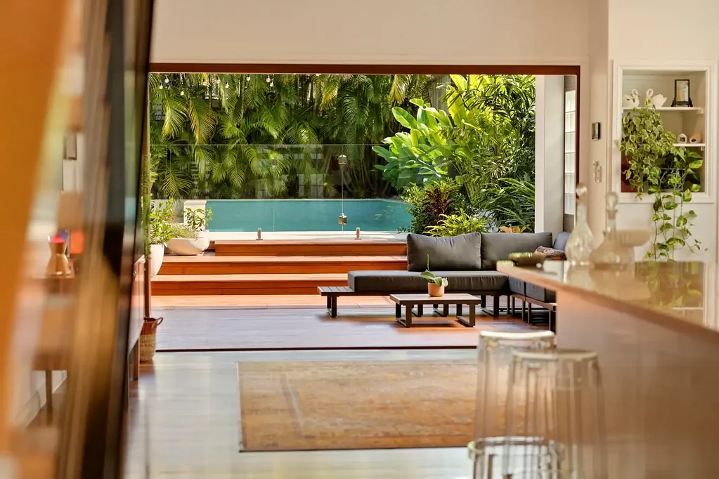 Scarborough 3Zimmer COVETED QUEENS BEACH LIFESTYLE WITH CHARACTER CHARM & RESORT-STYLE ENTERTAINING