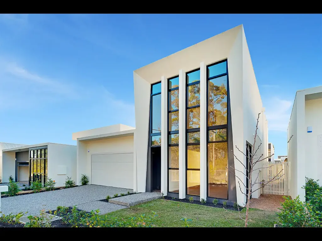 Brand New 4 bedroom plus Study Two level Sunland designer home.