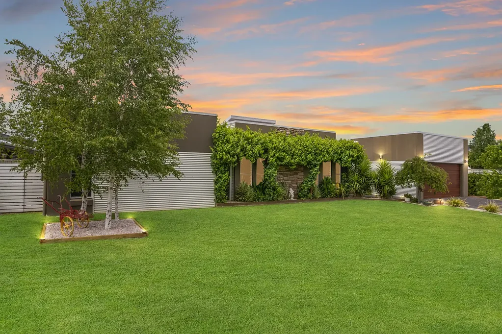 8 Inverness Avenue, Mudgee, NSW 2850