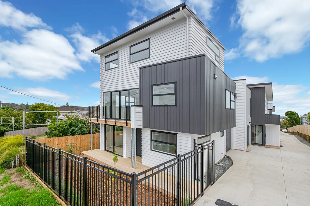 1/71 West Coast Road, Glen Eden, Waitakere City, Auckland